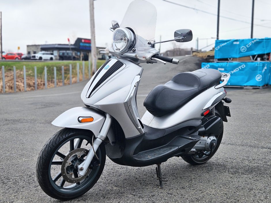 PIAGGIO BV 350  2011