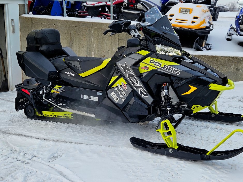 Polaris 850 SWITCHBACK XCR  2019