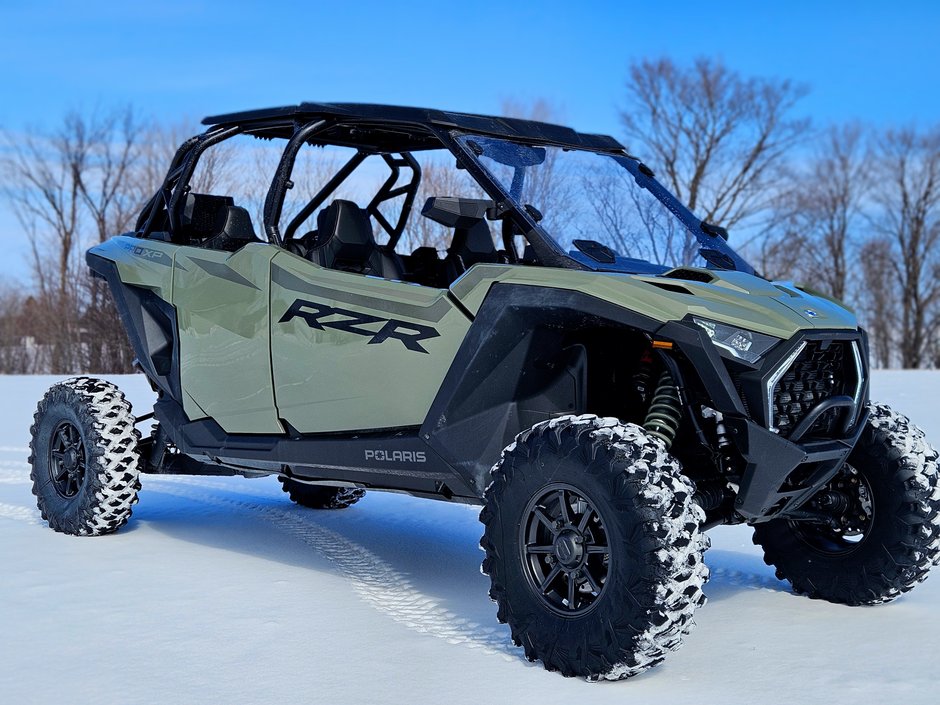 Polaris RZR PRO XP 4 ULTIMATE TURBO 2025