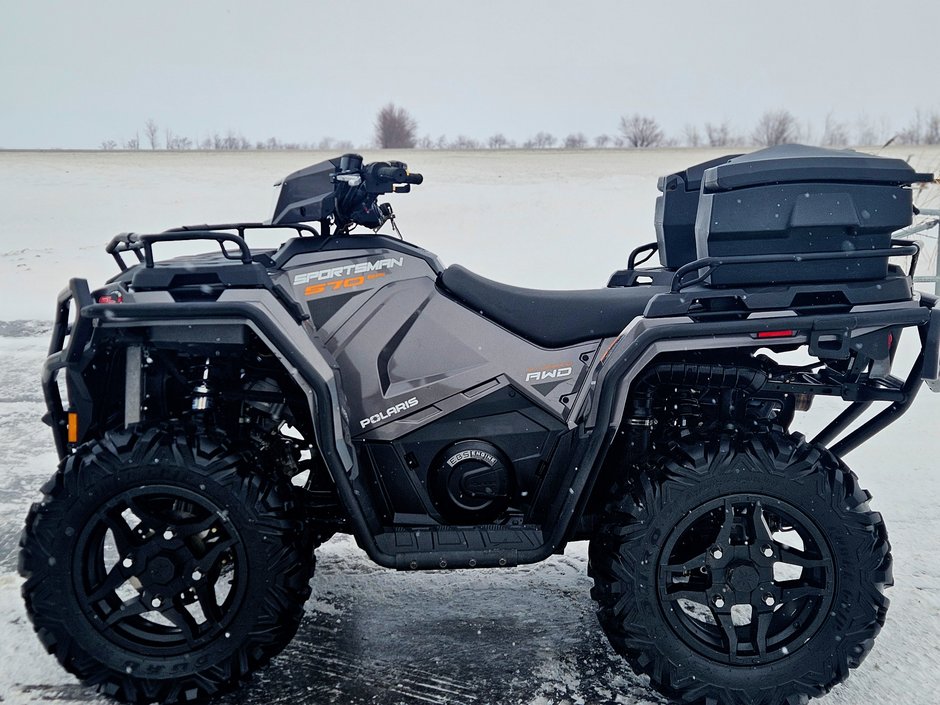 Polaris Sportsman 570 EPS  0