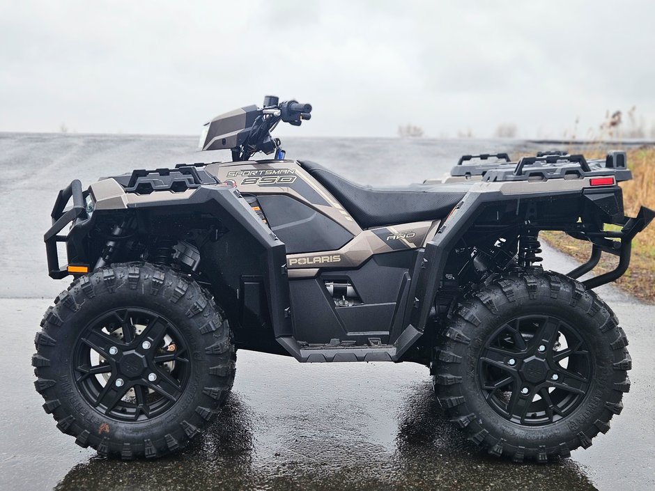 Polaris Sportsman 850 Ultimate Trail EPS  2026