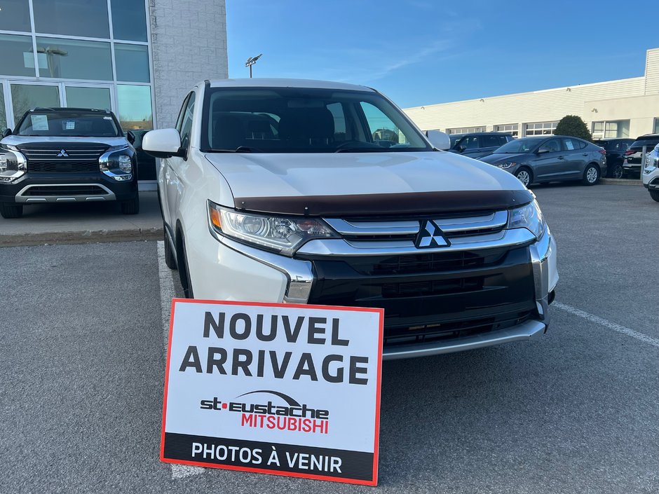 Mitsubishi Outlander ES**AWC/4X4**4 CYL. 2.4L**BLUETOOTH**CRUISE**MAGS 2017 à Saint-Eustache, Québec - w940px