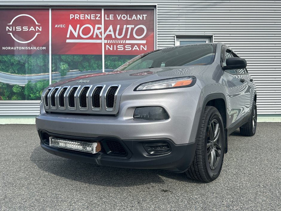 2016 Jeep Cherokee Sport 4 cyl. 4X4 in Amos, Quebec
