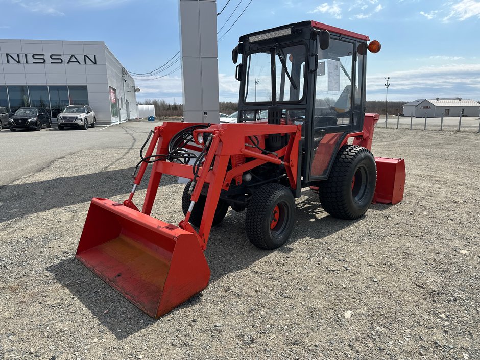 KUBOTA B6001 DIESEL 1982 à Amos, Québec