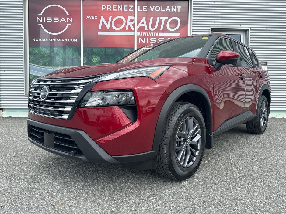 2026 Nissan Rogue S in Amos, Quebec