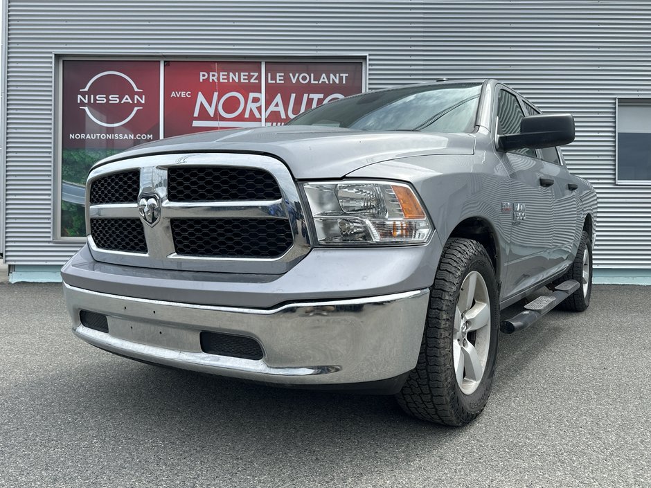 2023 Ram 1500 Classic SLT CREWCAB in Amos, Quebec