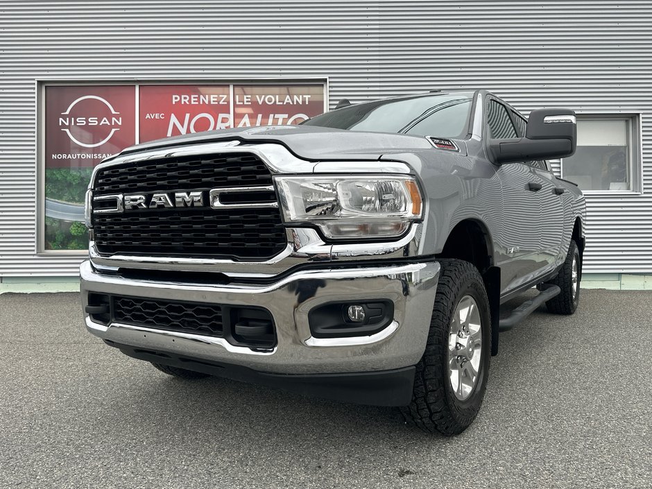 2024 Ram 3500 Big Horn in Amos, Quebec