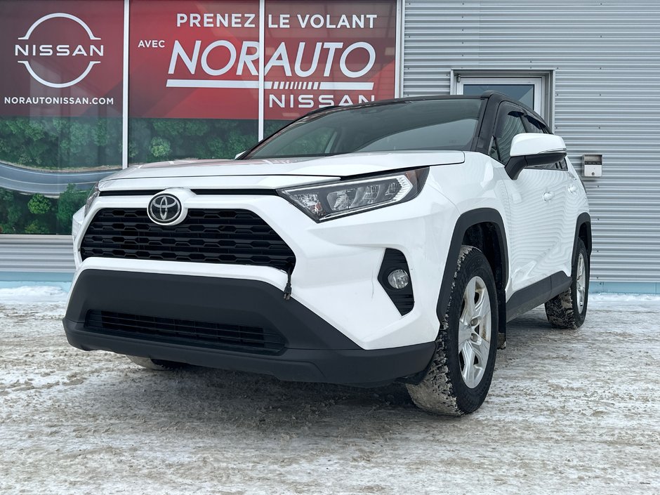 Toyota RAV4 XLE AWD 2019 à Amos, Québec