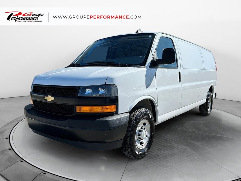 2021 Chevrolet Express Cargo Van in Mont-Tremblant, Quebec
