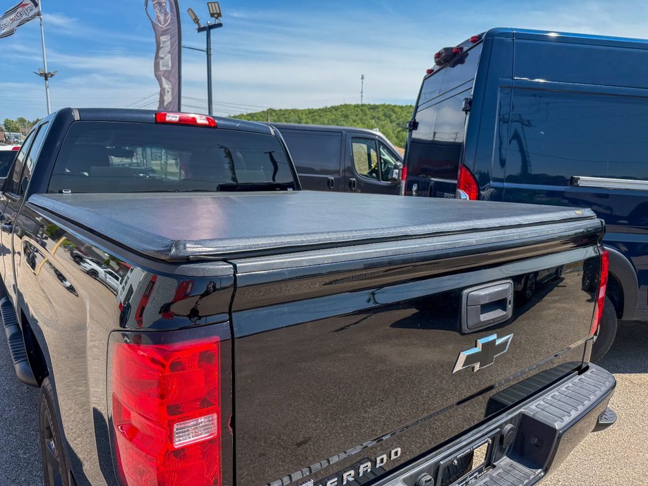 Chevrolet Silverado 1500 Custom 2018-7
