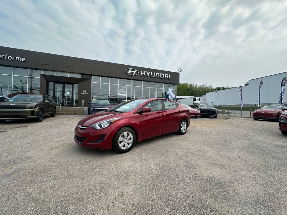 Hyundai Elantra L+ 2016-0