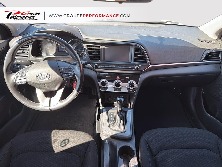 Hyundai Elantra Preferred 2020-10