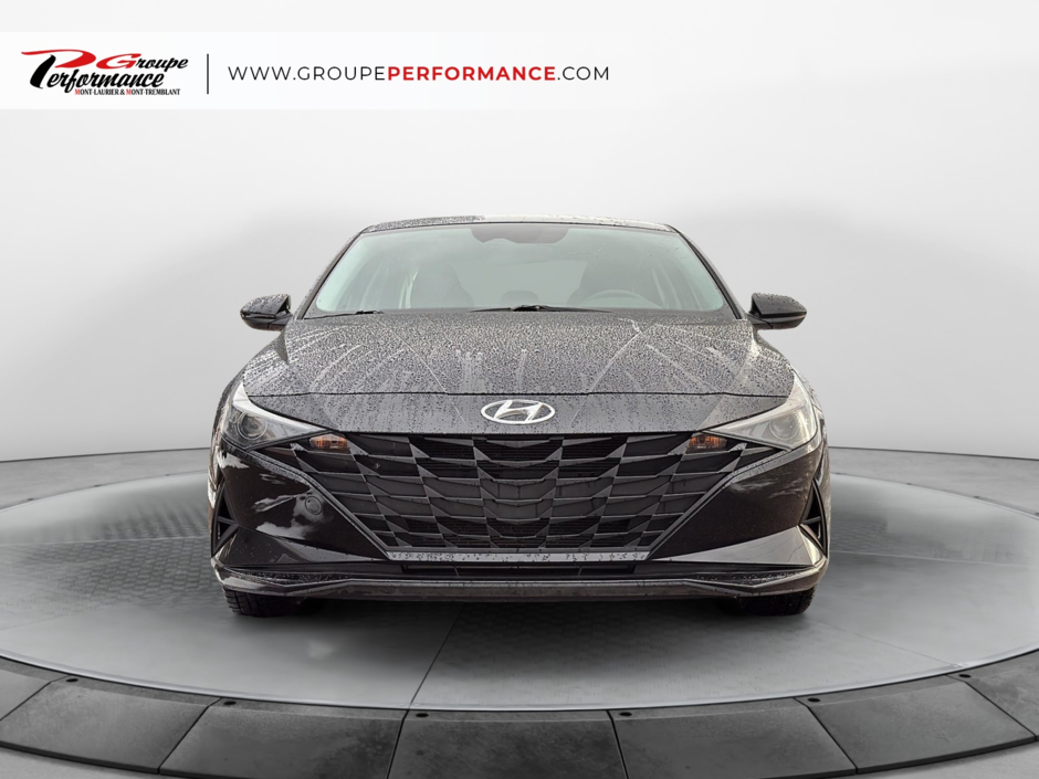 Hyundai Elantra Essential 2022-6