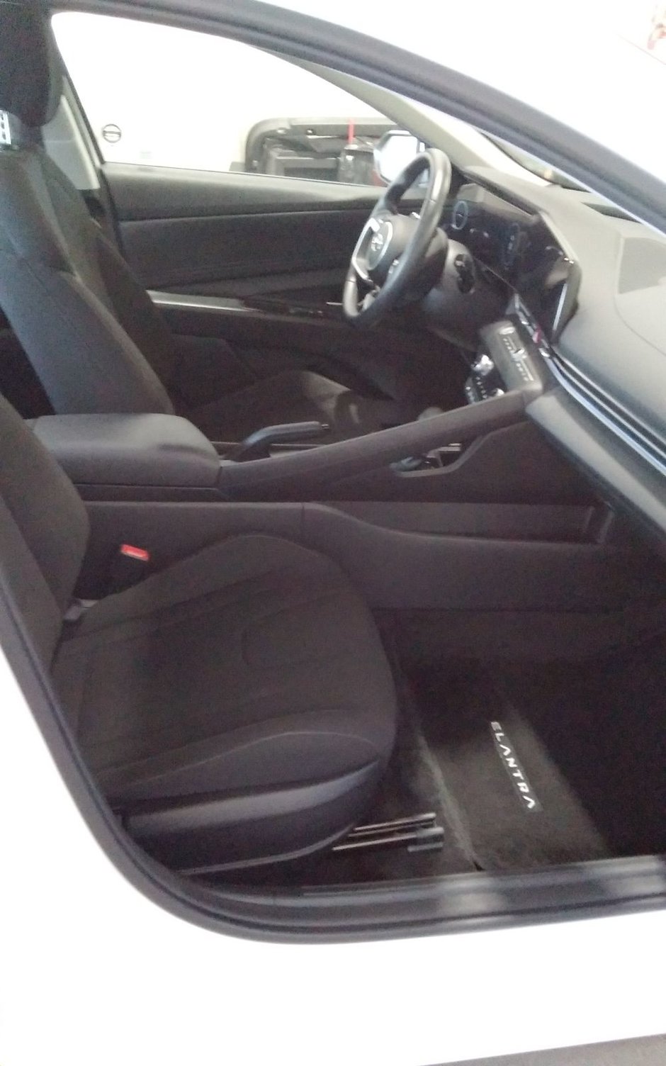 2023 Hyundai Elantra Preferred-7