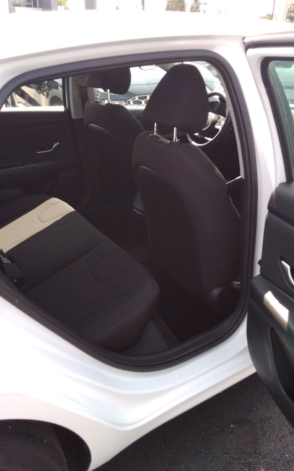 2023 Hyundai Elantra Preferred-18