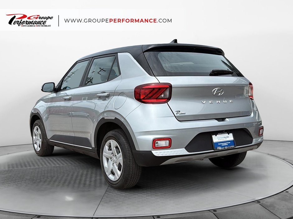 2021 Hyundai Venue Essential-4