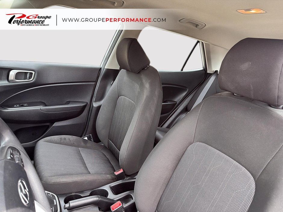 2021 Hyundai Venue Essential-8