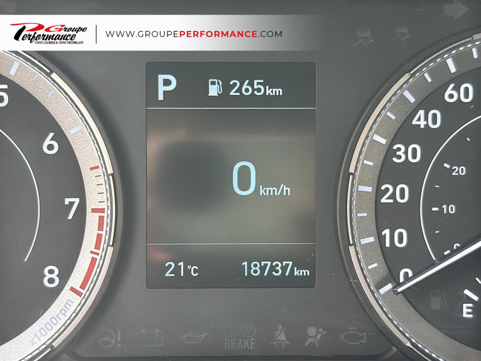 2022 Hyundai Venue Essential-11
