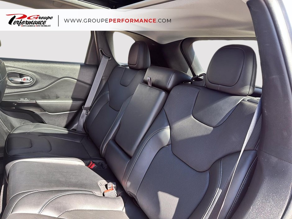2022 Jeep Cherokee Altitude-11
