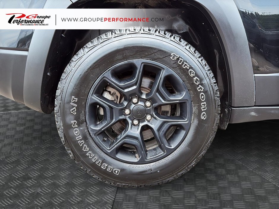 Jeep Cherokee Trailhawk 2022-7