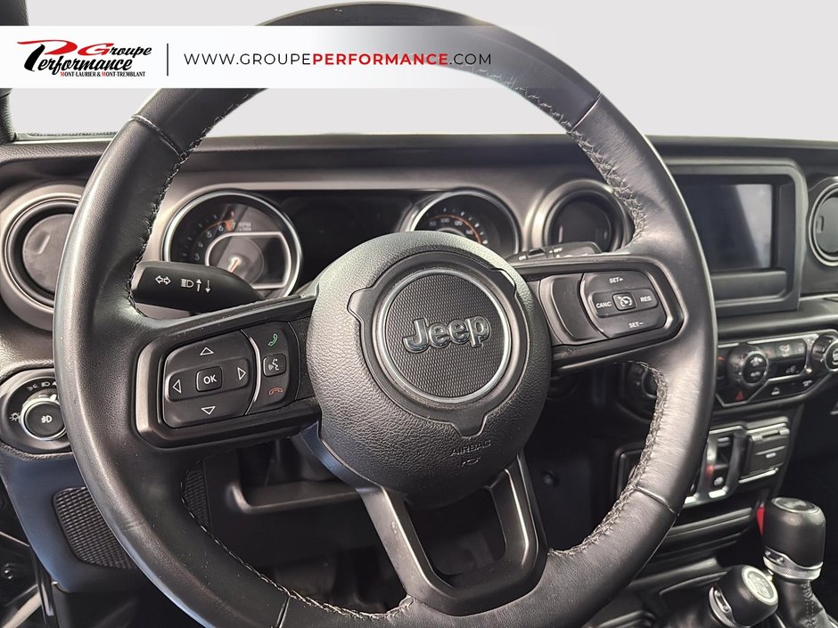 2022 Jeep Wrangler Willys-13