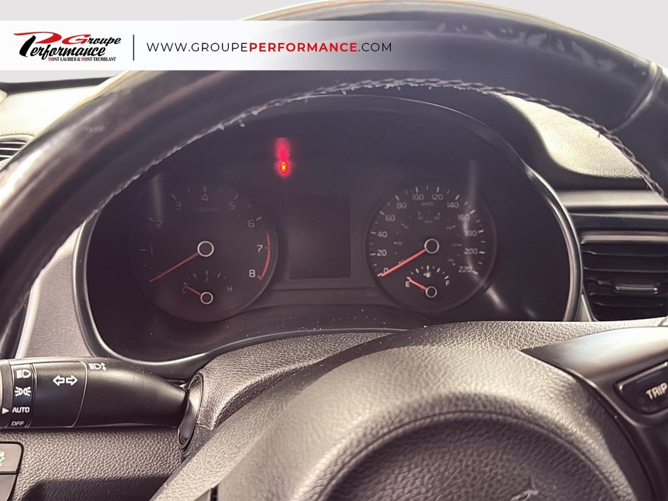 2018 Kia Rio 5-door LX/S-11