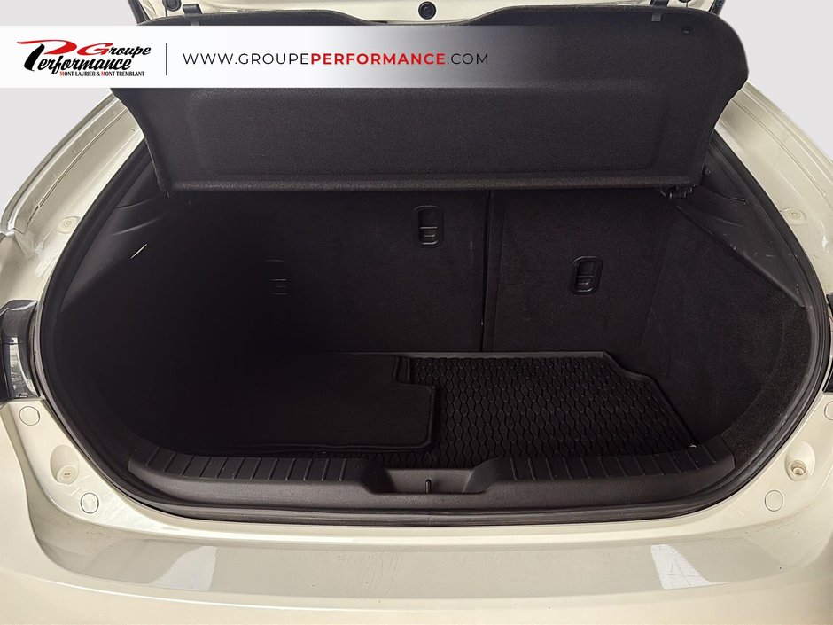 Mazda 3 Sport GS 2024-5