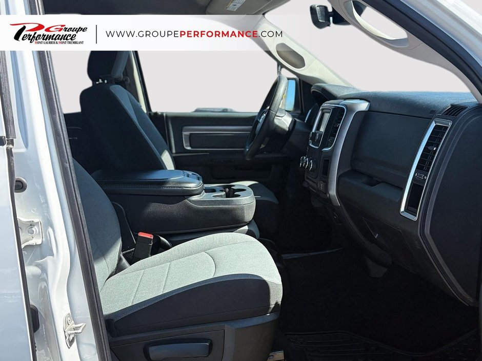 Ram 1500 Classic SLT 2023-6
