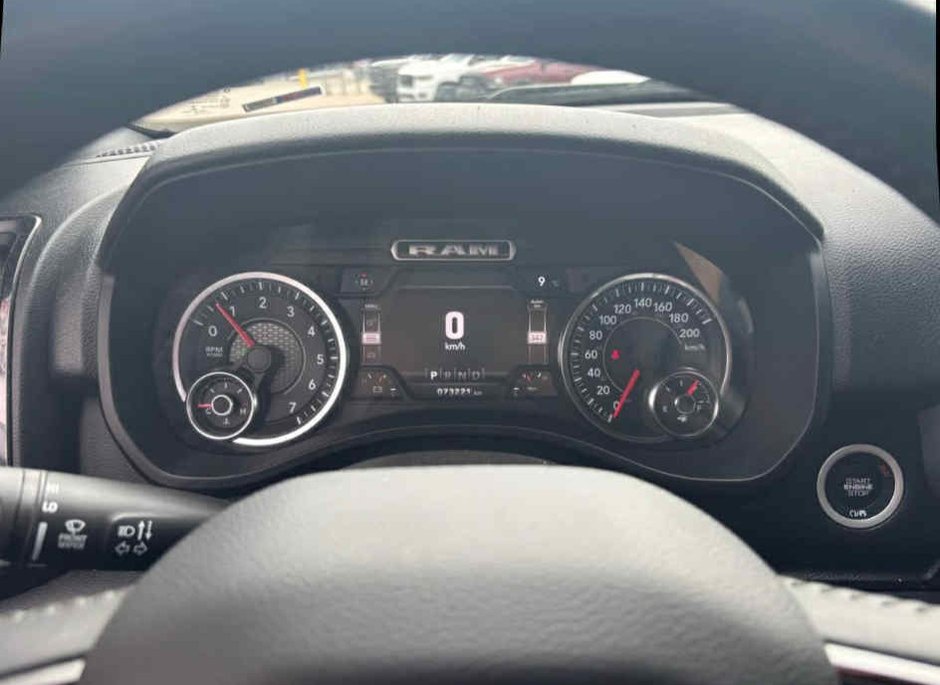 2021 Ram 1500 Big Horn-5