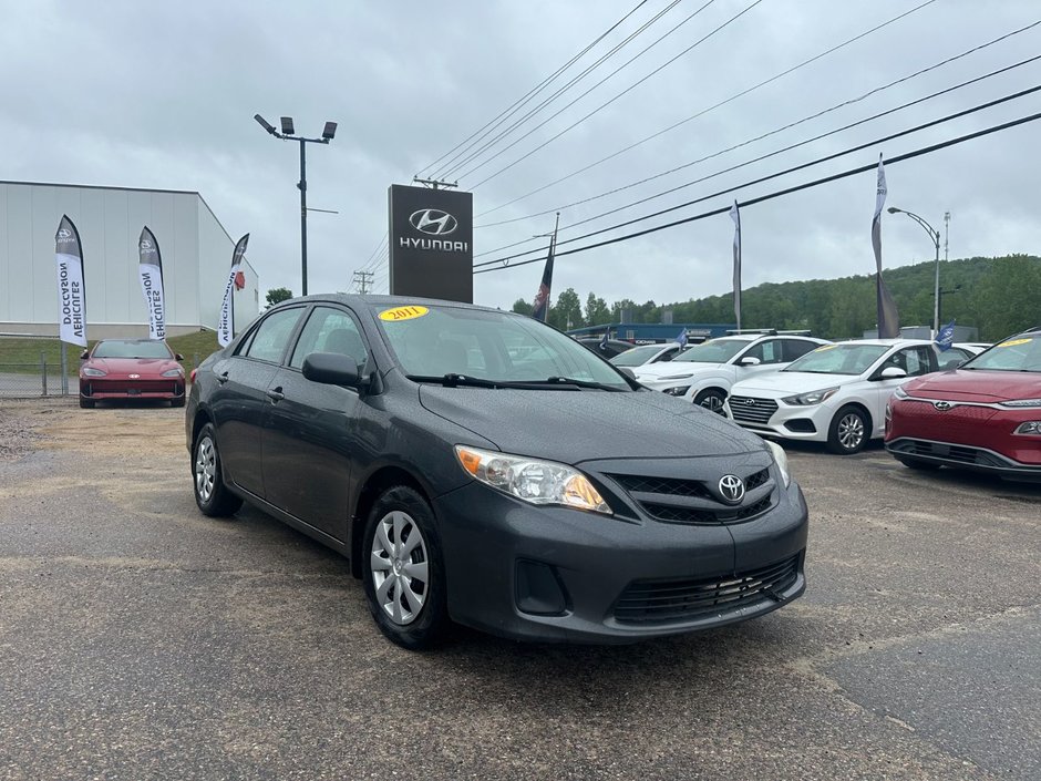 Toyota Corolla CE 2011 à Mont-Tremblant, Québec