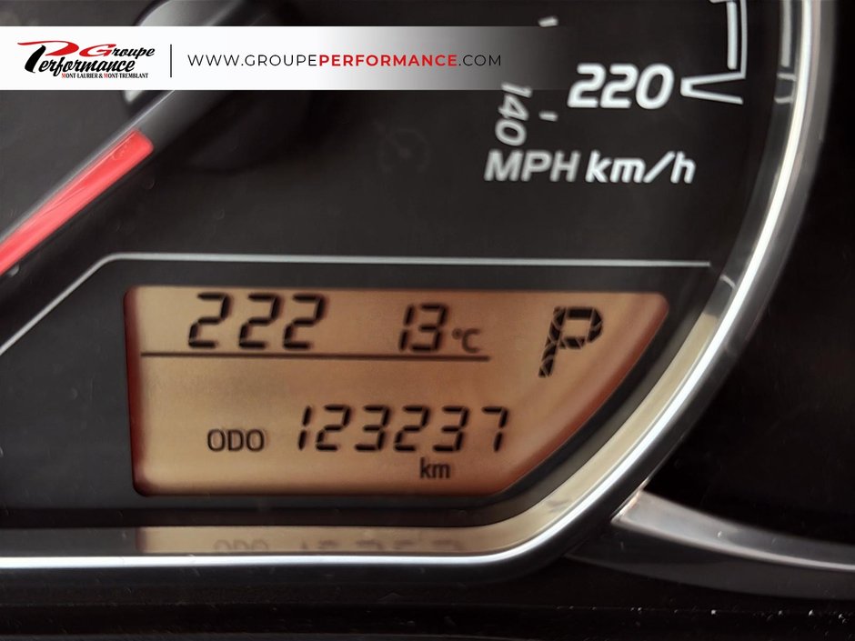 2018 Toyota Yaris Hatchback-14