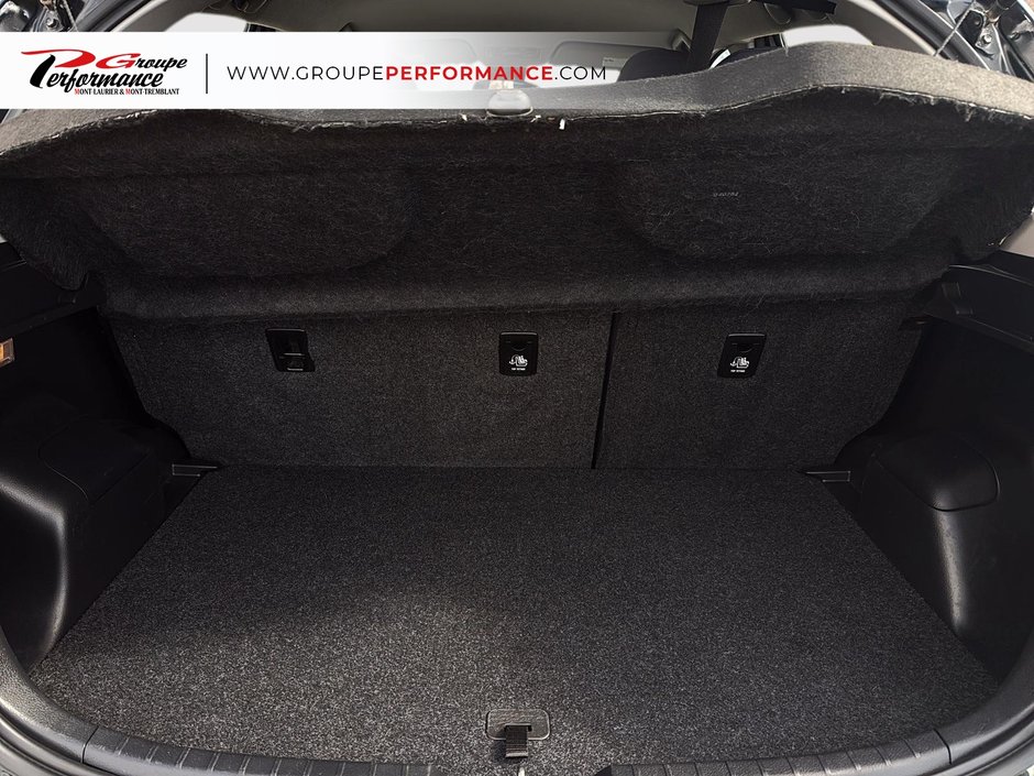 2018 Toyota Yaris Hatchback-8