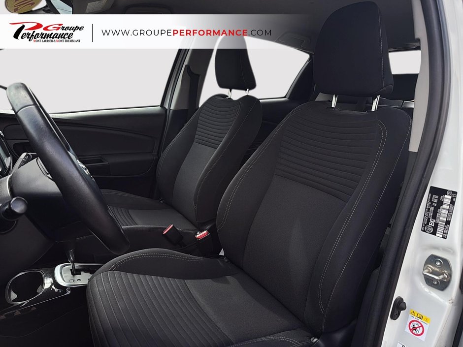 2018 Toyota Yaris Hatchback-10