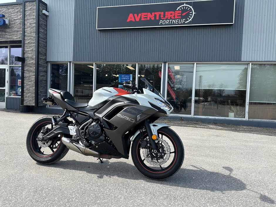 Kawasaki Ninja 650  2023