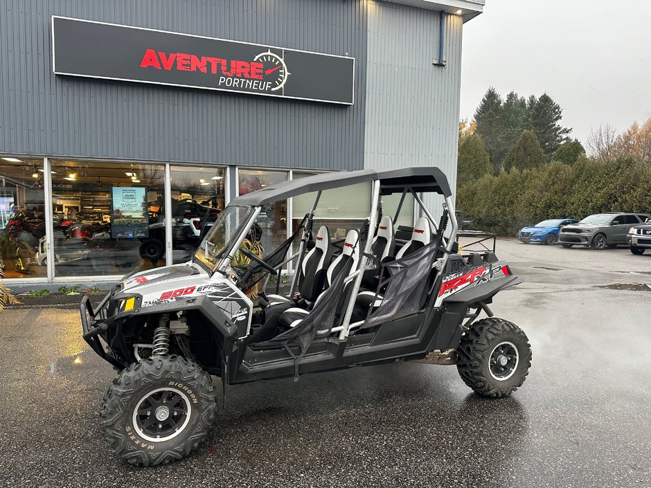 Polaris RZR XP 4 900 LE  2012