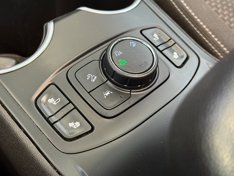 GMC Terrain SLE AWD 2022-29