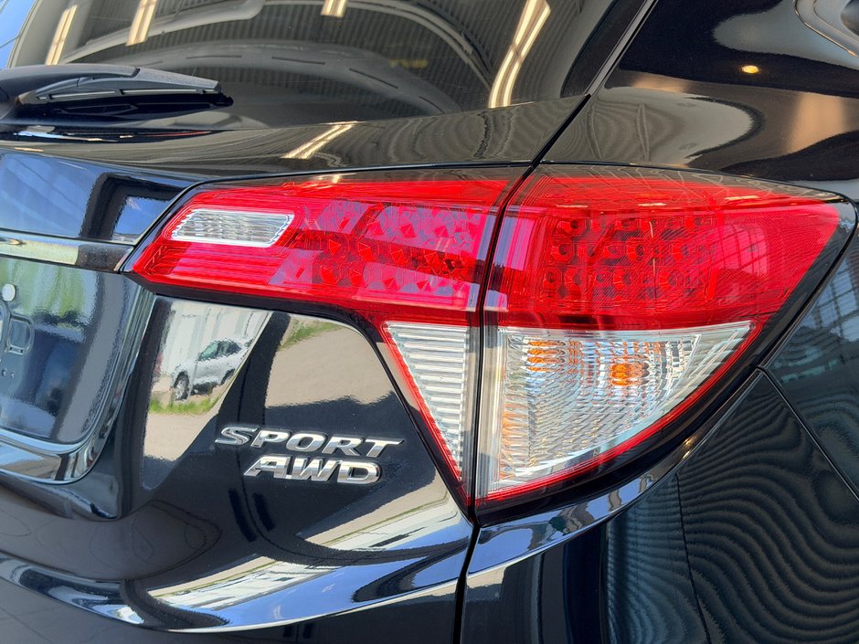 2021 Honda HR-V Sport-10