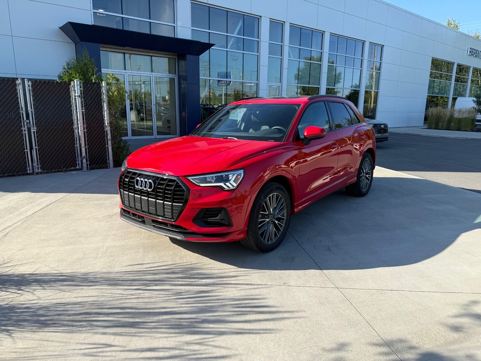 Audi Q3 KOMFORT QUATTRO,CAMÉRA DE RECUL,BANC CHAUFFANT 2023 à Saint-Jérôme, Québec
