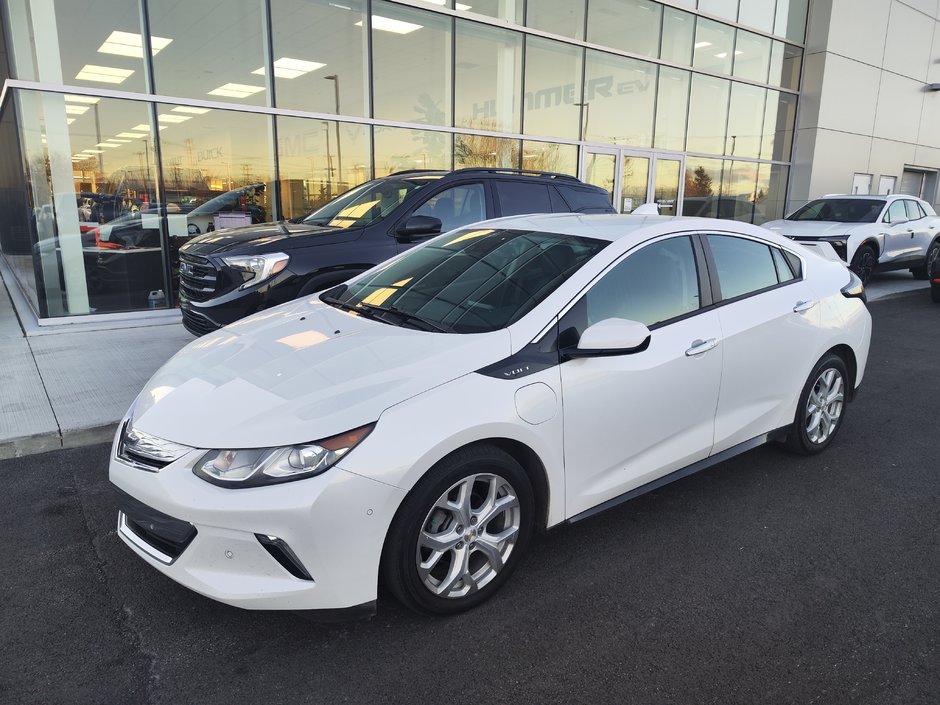 VOLT PREMIER HATCHBACK (2LZ) Premier 2019 à Charlemagne, Québec