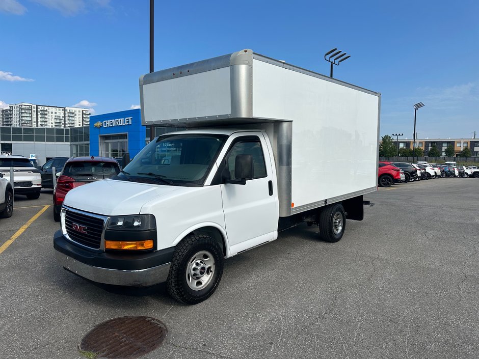 2019 GMC Savana fourgonnette tronquée commercial in Charlemagne, Quebec