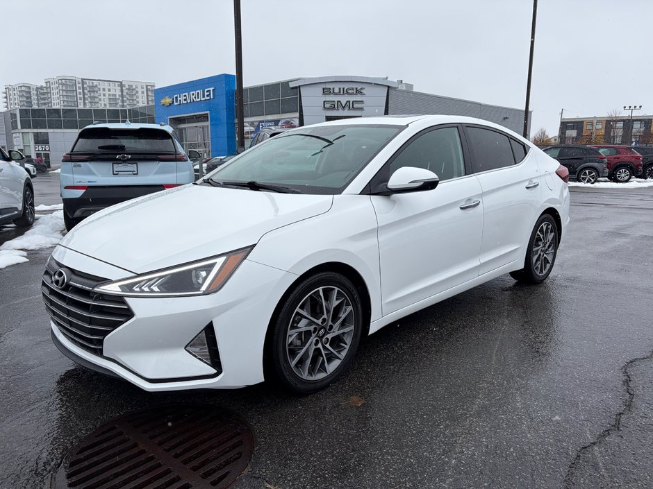 Hyundai Elantra Luxury 2020 à Charlemagne, Québec