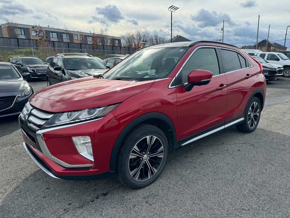 Eclipse CROSS SE S-AWC TOIT OUVRANT.SIEGES CUIR 2018 à Charlemagne, Québec