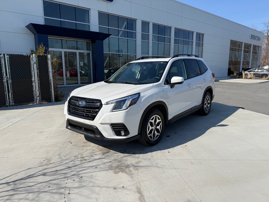 2024 Subaru Forester Touring in Saint-Jérôme, Quebec