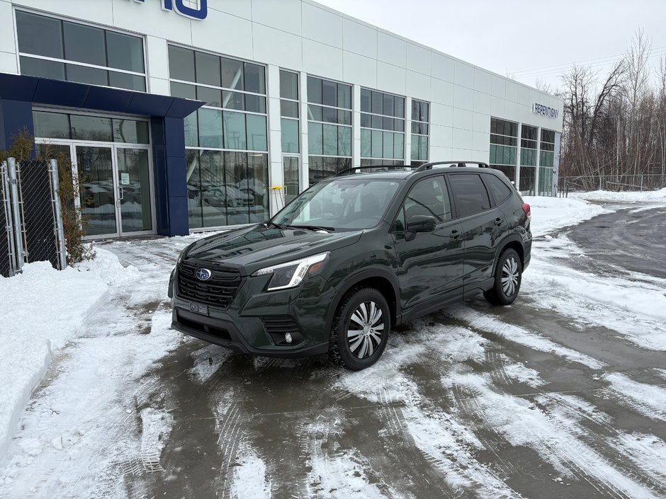 Subaru Forester TOURING,CAMÉRA DE RECUL,BANC CHAUFFANT 2024 à Charlemagne, Québec