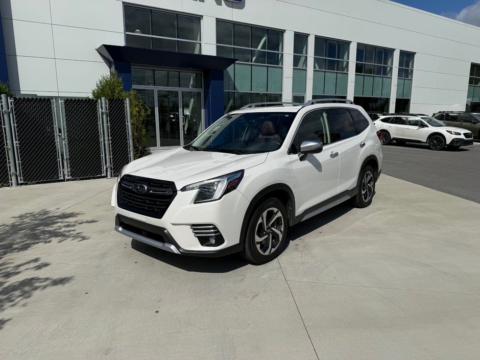 Subaru Forester PREMIER,CAMÉRA DE RECUL,BANC CHAUFFANT 2024 à Charlemagne, Québec