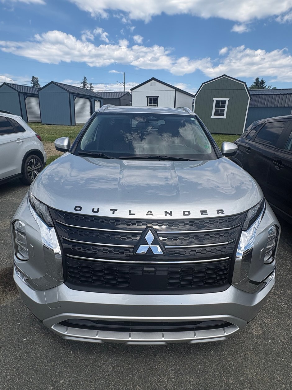 Mitsubishi Outlander Plug-In Hybrid SEL 2024 à Miramichi, Nouveau-Brunswick