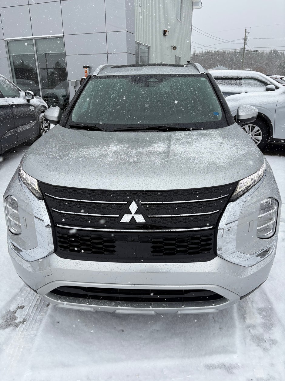 2024 Mitsubishi Outlander LE in Miramichi, New Brunswick