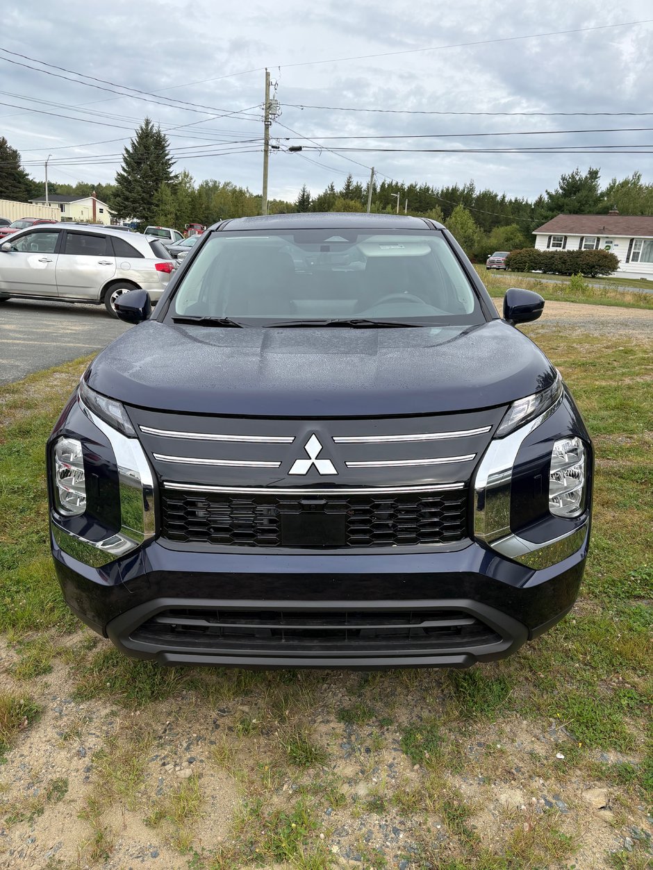 2026 Mitsubishi Outlander ES in Miramichi, New Brunswick