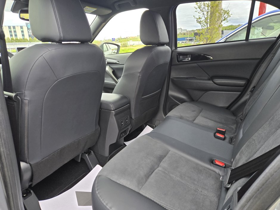 2025 Mitsubishi ECLIPSE CROSS NOIR S-AWC-7