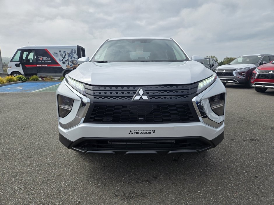 2025 Mitsubishi ECLIPSE CROSS ES-1
